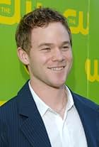 Foto de Aaron Ashmore pareja de Zoe Kate
