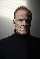 Foto de Alistair Petrie pareja de Lucy Scott