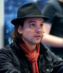 Foto de Andrew Lee Potts pareja de Mariama Goodman