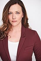 Foto de Anna Campbell pareja de Skylar Astin