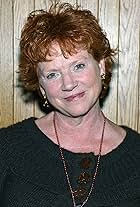 Foto de Becky Ann Baker pareja de Dylan Baker