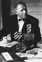 Foto de Bernard Lee pareja de Ursula G. McHale
