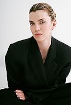 Foto de la celebrity Betty Gilpin