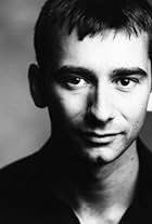 Foto de Charlie Condou pareja de Cameron Laux
