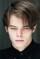 Foto de la celebrity Charlie Heaton