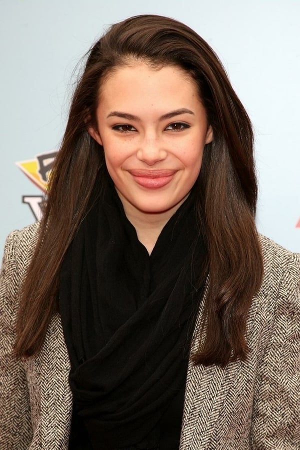 Foto de Chloe Bridges pareja de Adam Devine