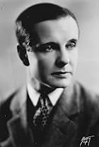 Foto de la celebrity Creighton Hale