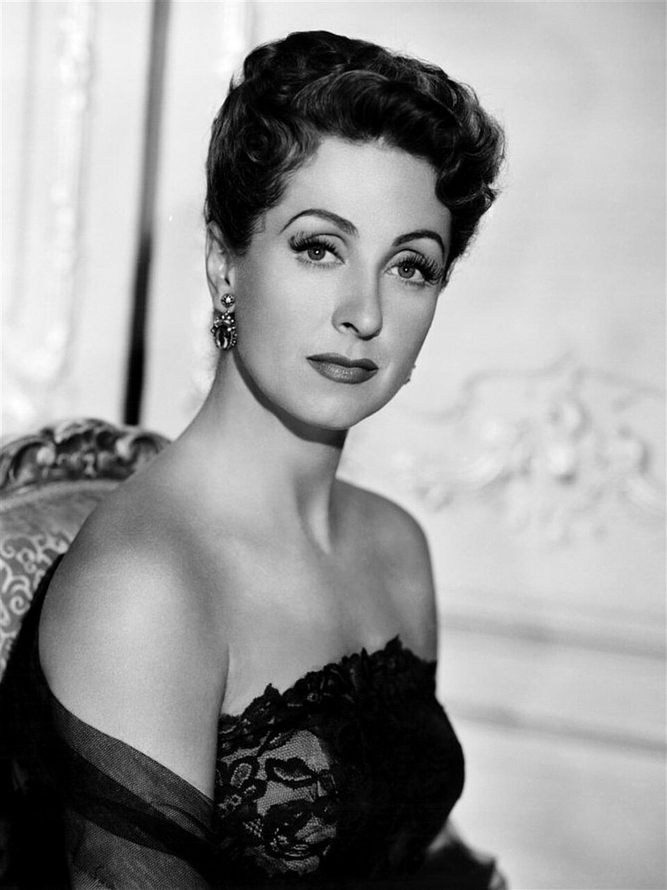 Foto de Danielle Darrieux pareja de Henri Decoin