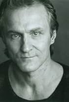 Foto de David Patrick Kelly pareja de Juliana Francis