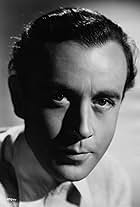 Foto de Dennis Price pareja de Joan Schofield
