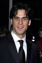 Foto de Eddie Cahill pareja de Nikki Uberti
