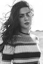 Foto de Emeraude Toubia pareja de Prince Royce