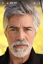 Foto de Esai Morales pareja de Elvimar Silva