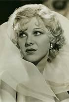 Foto de Glenda Farrell pareja de Dr. Henry Ross