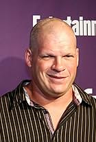 Foto de Glenn Jacobs pareja de Crystal Maurisa Goins