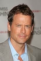 Foto de Greg Kinnear pareja de Helen Labdon