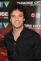 Foto de Jake Epstein pareja de Vanessa Smythe