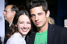 Foto de James Carpinello pareja de Amy Acker