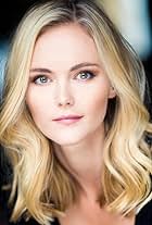 Foto de Jayne Wisener pareja de Wayne Austin