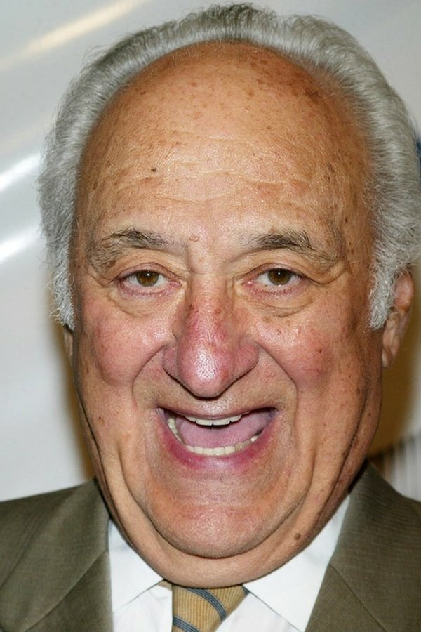 Foto de Jerry Adler pareja de Joan Laxman