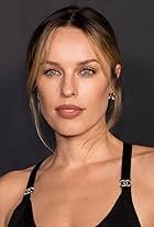 Foto de Jessica McNamee pareja de Patrick Caruso