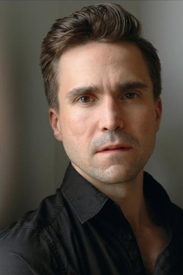 Foto de Joe Tapper pareja de Annaleigh Ashford