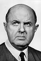 Foto de John McGiver pareja de Ruth Sylvia Shmigelsky