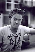 Foto de Johnny de Mol pareja de Anouk van Schie