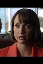 Foto de Julie Ann Emery pareja de Kevin Earley