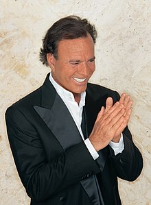 Foto de Julio Iglesias pareja de Isabel Preysler