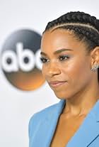 Foto de Kelly McCreary pareja de Pete Chatmon