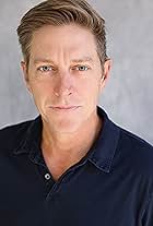 Foto de Kevin Rahm pareja de Amy Lonkar
