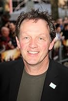 Foto de Kevin Whately pareja de Madelaine Newton