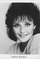 Foto de la celebrity Lenore Kasdorf