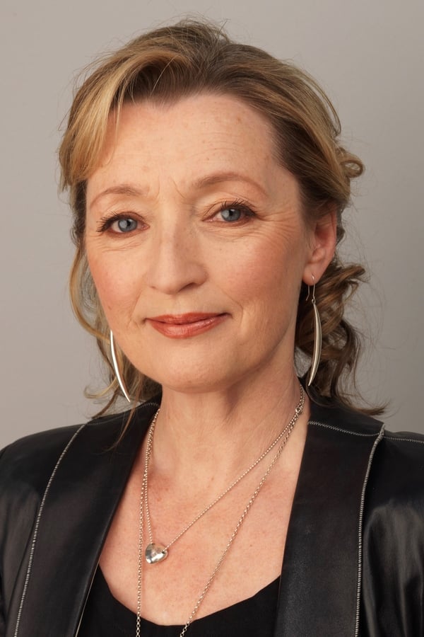 Foto de la celebrity Lesley Manville