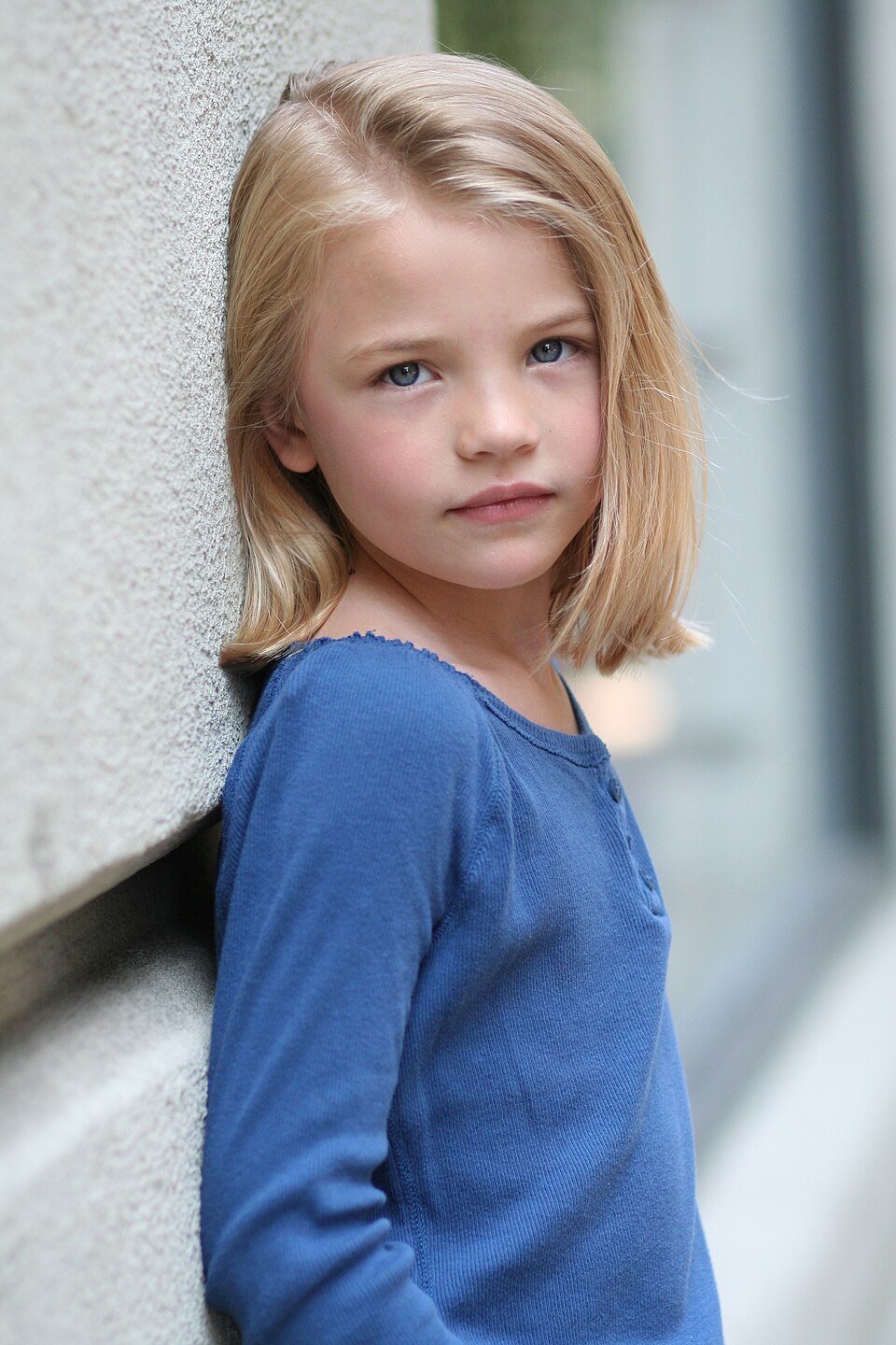 Foto de Lucy Childs pareja de Max Baker