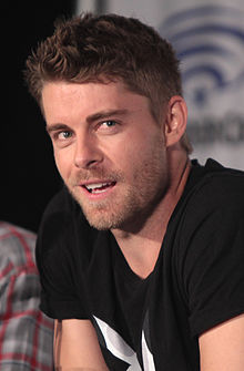 Foto de la celebrity Luke Mitchell