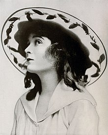 Foto de Mae Marsh pareja de Louis Lee Arms