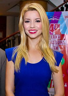 Foto de Masiela Lusha pareja de Ramzi Habibi