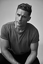 Foto de Matt Lauria pareja de Michelle Armstrong