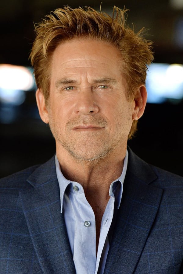 Foto de Michael Dudikoff pareja de Belle