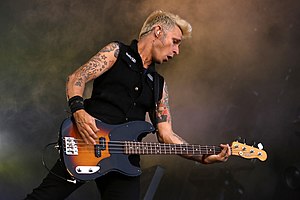Foto de Mike Dirnt pareja de Brittney Cade
