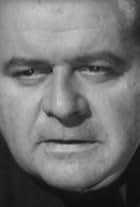 Foto de Niall MacGinnis pareja de Eleanor Mulvey