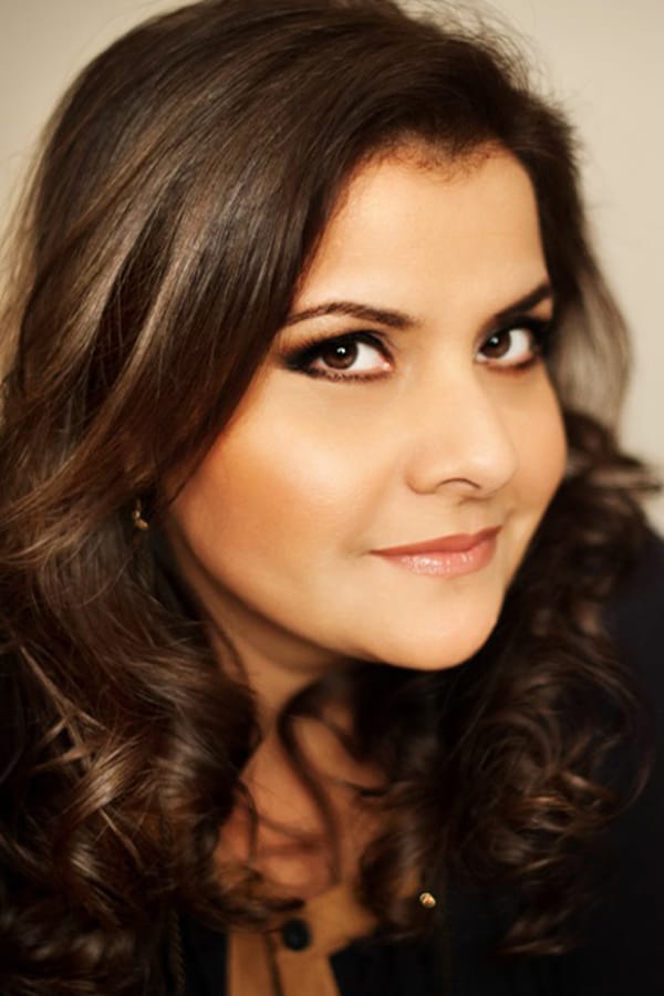 Foto de Nina Wadia pareja de Raiomond Mirza