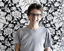 Foto de Paul Rust pareja de Lesley Arfin