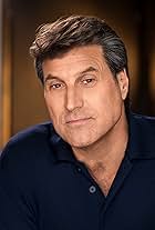 Foto de Ramy Zada pareja de Taylor Young