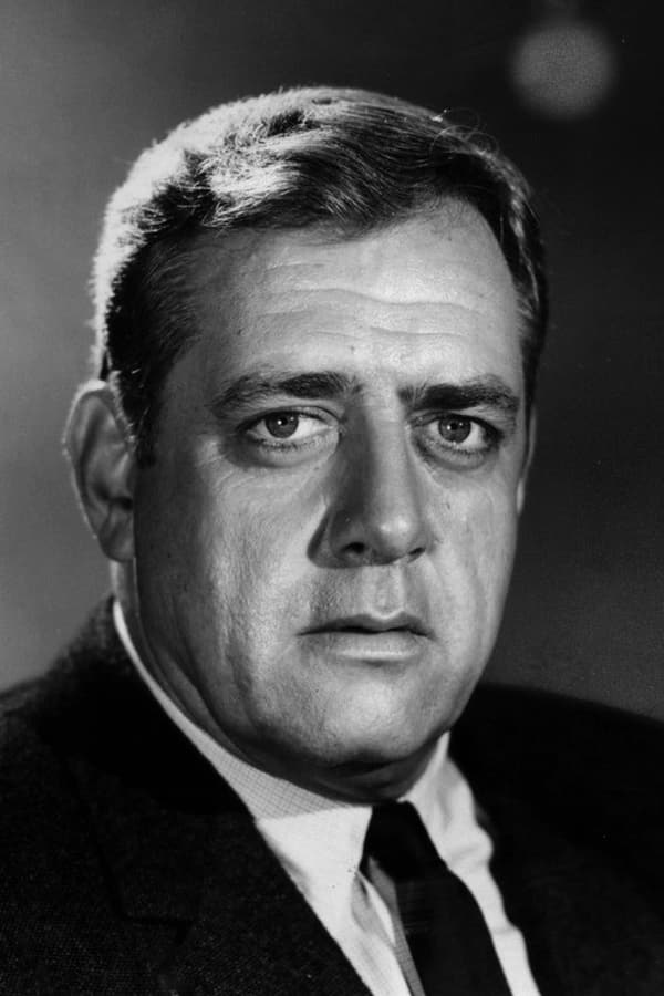 Foto de Raymond Burr pareja de Isabella Ward