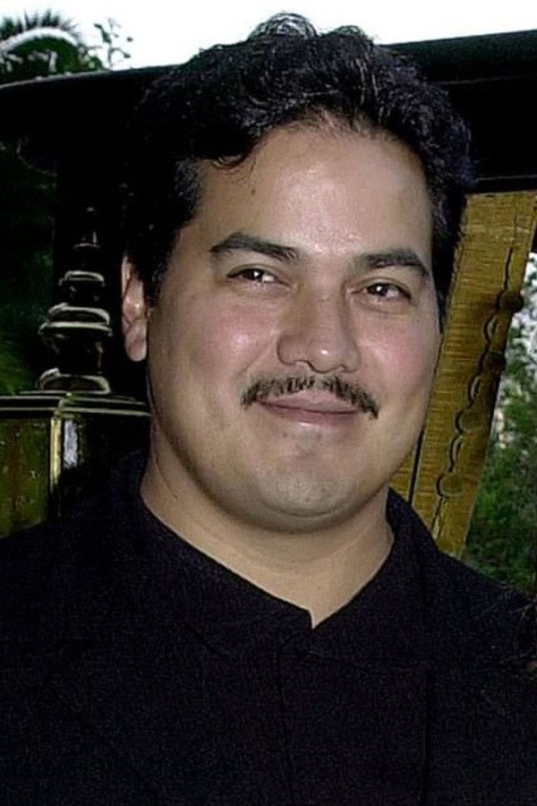 Foto de Robert Lujan pareja de Sean Young