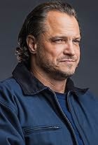 Foto de Ronnie Gene Blevins pareja de Natalie Sutherland