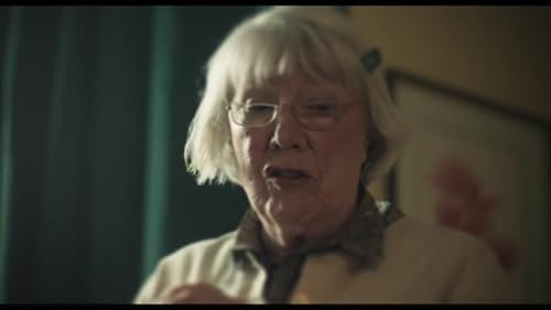 Foto de la celebrity Rosaleen Linehan